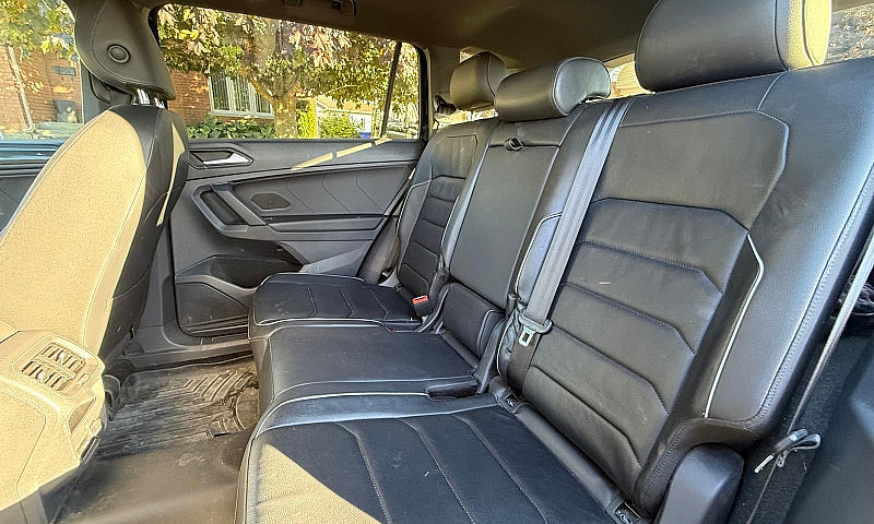 Volkswagen Tiguan ...