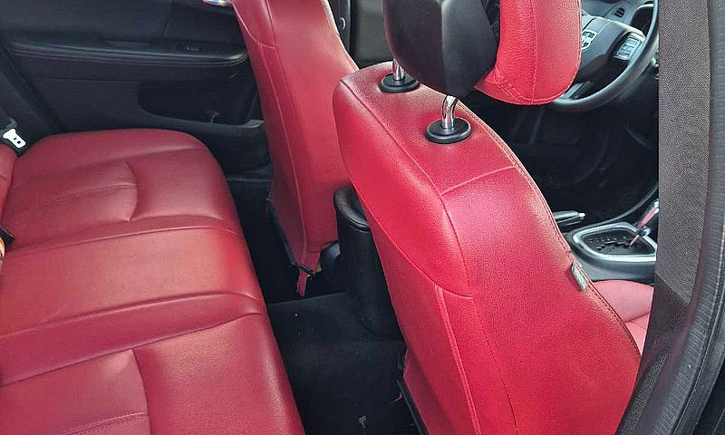 2013 Dodge Avenger...