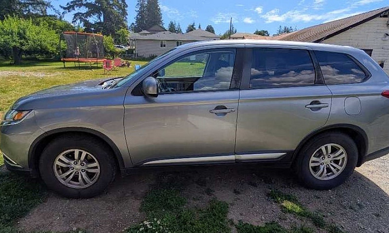 Mitsubishi Outlander...