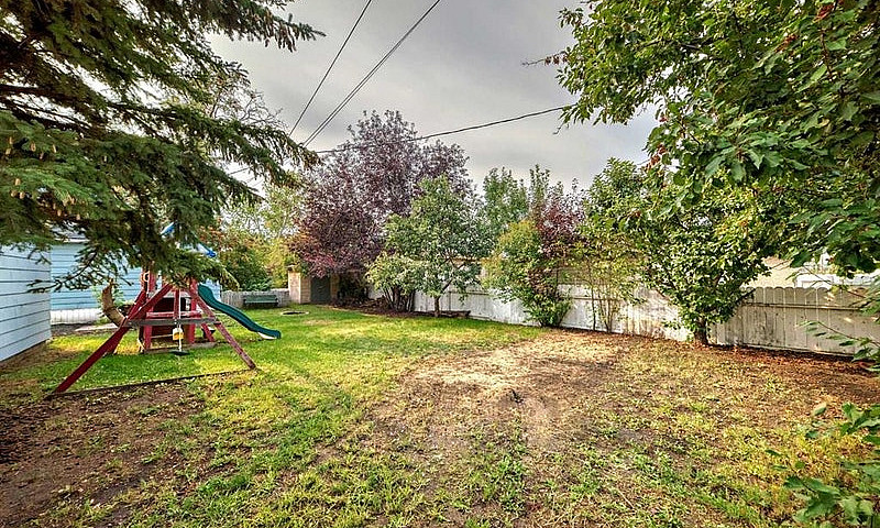 Large 4 Bedroom Heri...