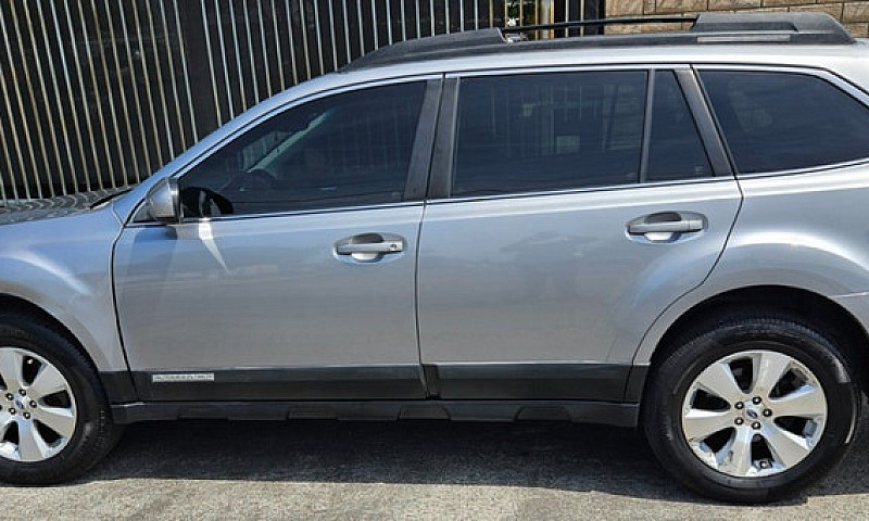 2011 Subaru Outback ...