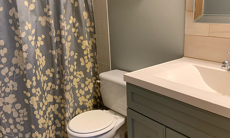 2 Br Condo Close To ...