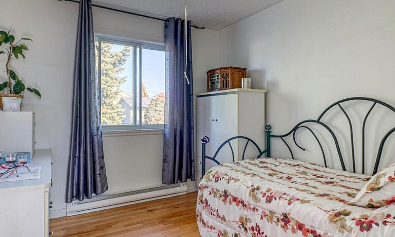 8 1/2 Grand Maison 4...