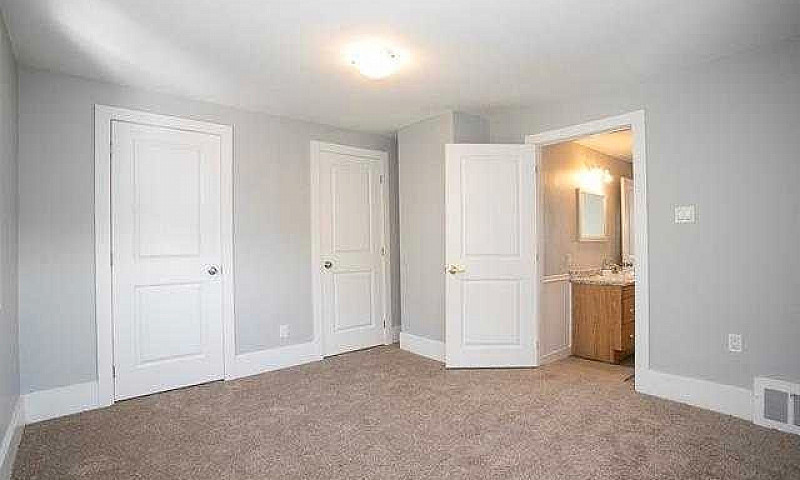 3 Bed 1 Bath House F...
