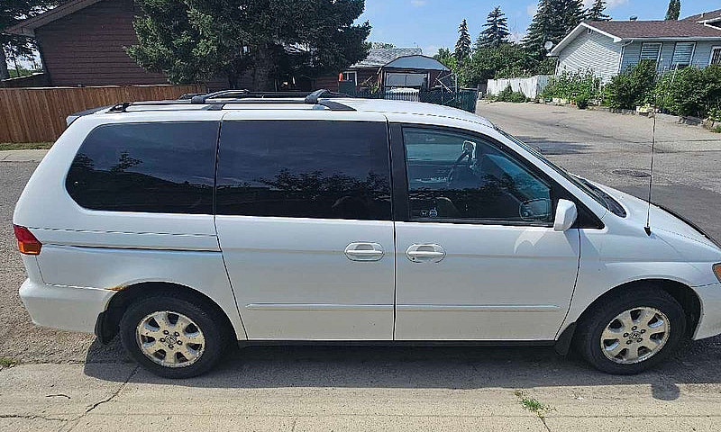 2002 Honda Odyssey...