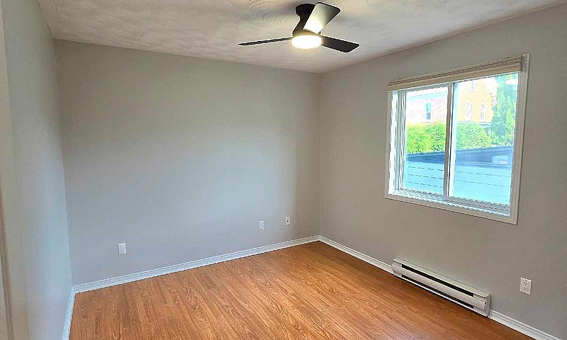 2 Beds 1 Bath - Apar...