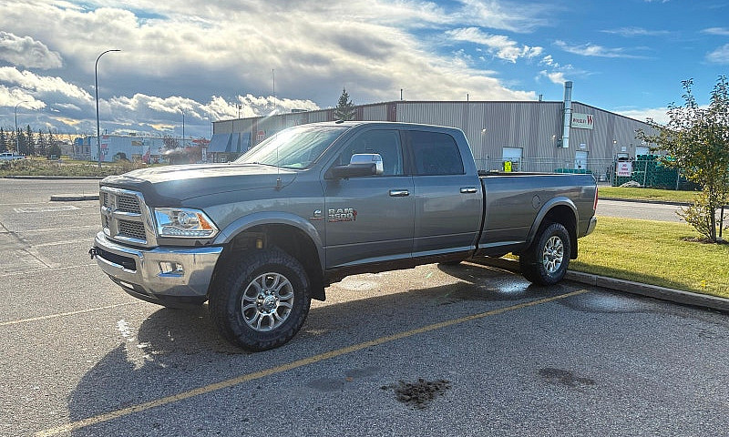 2013.5 Ram 3500 Lara...