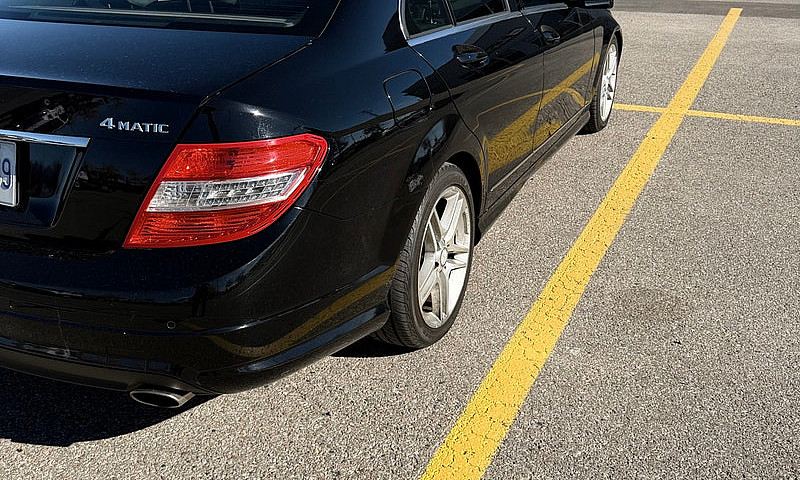 2011 Mercedes C300...