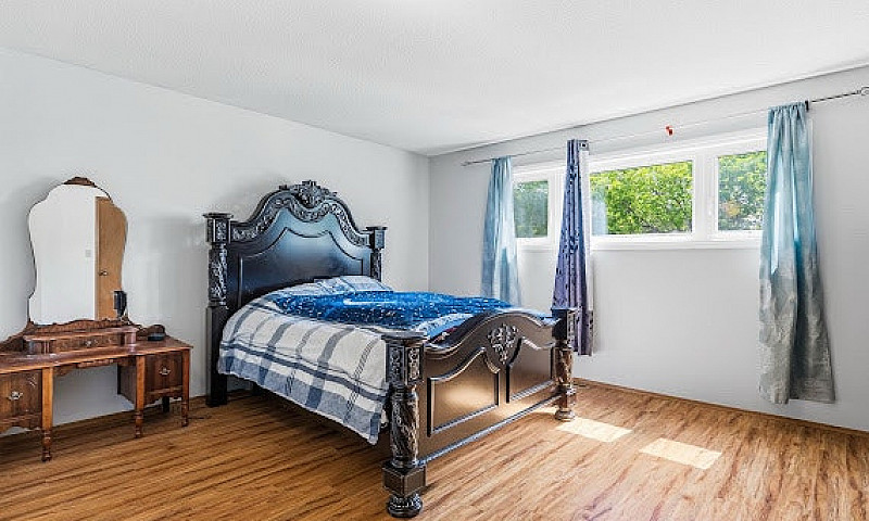 3 Bedroom Home ...