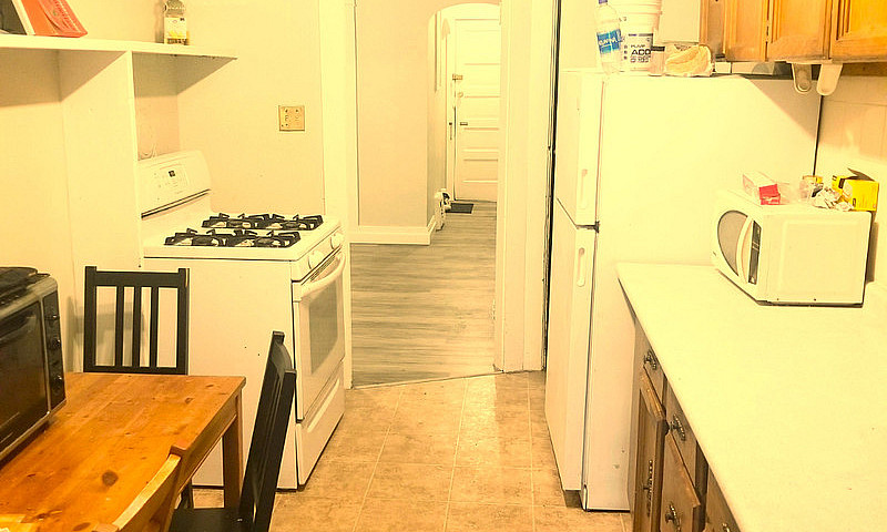 Downtown, Homey 2-Be...