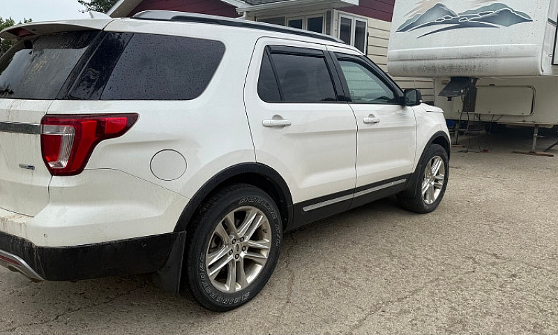 2016 Ford Explorer ...