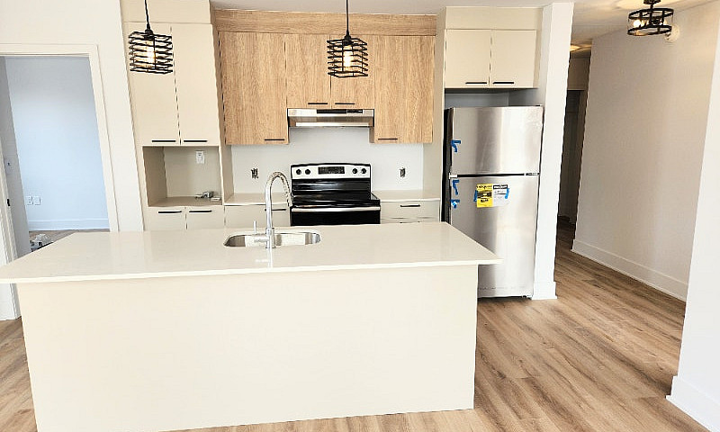 Newly-Built 2 Bedroo...