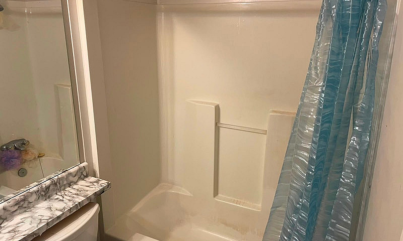 Room For Rent (Furni...