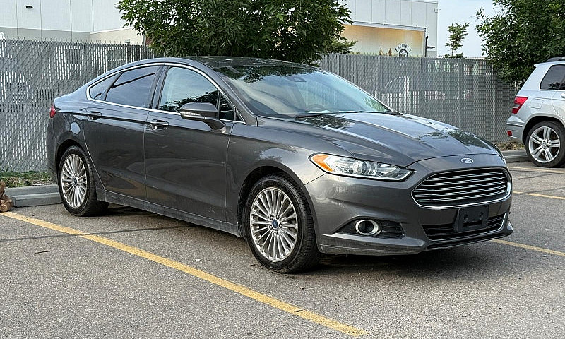 2015 Ford Fusion Awd...
