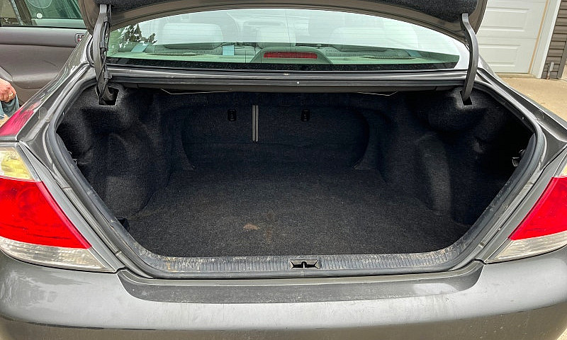 2005 Toyota Camry Le...