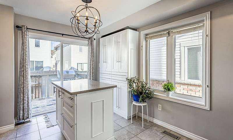 3 Bed 4 Bath Townhou...