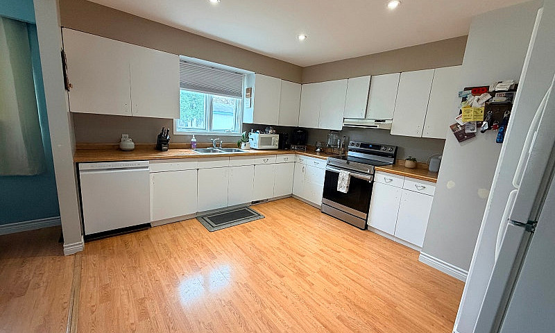 Charleswood 2 Bedroo...