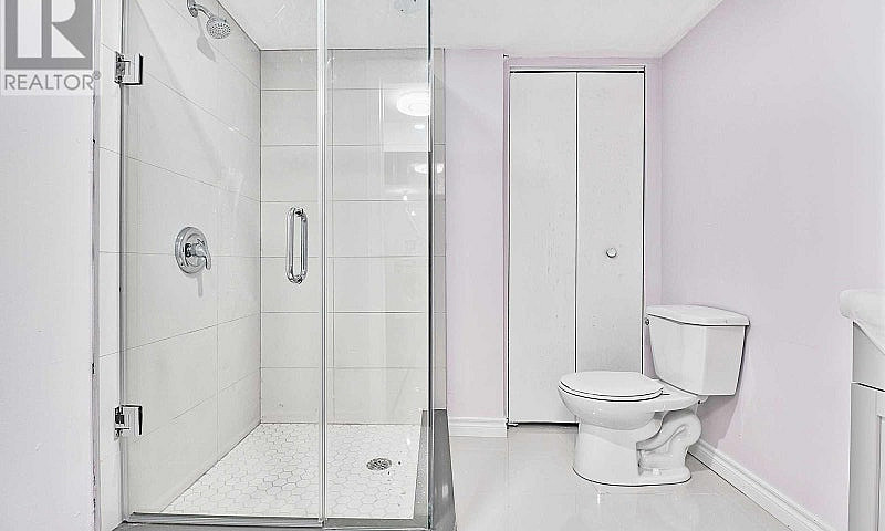 3 Bedroom Rental St....