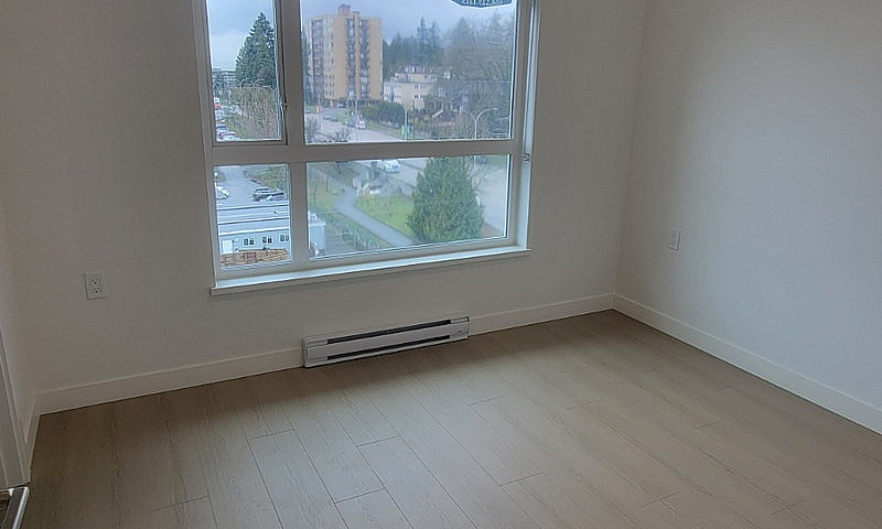 Brand New 3 Beds 2 B...