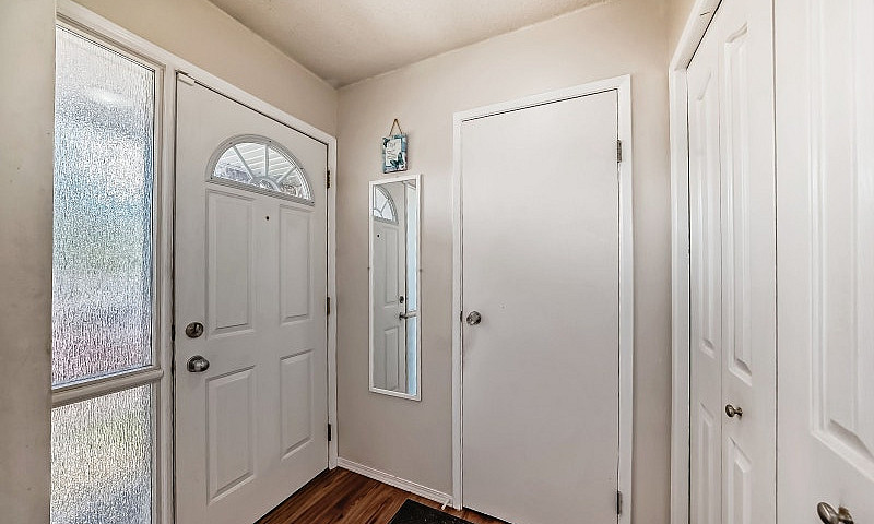 Excellent 3Bedroom 2...