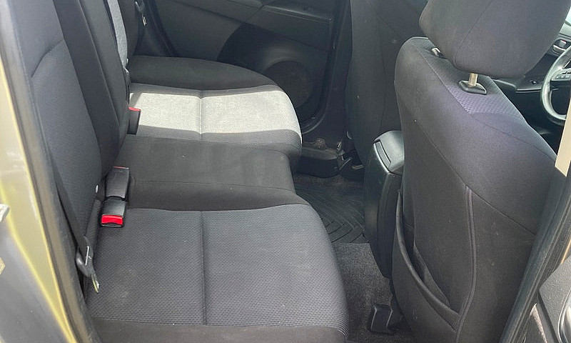 2010 Mazda 3 Sedan...