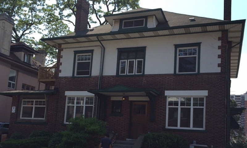 One Bedroom Unit In ...