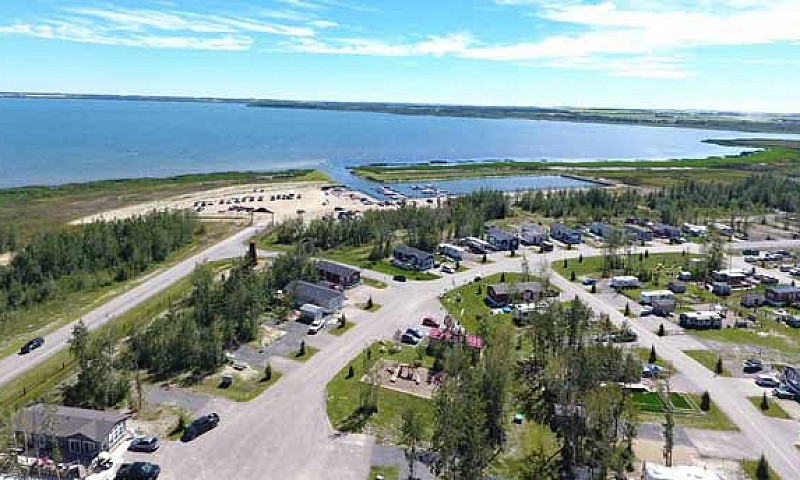 Sandy Point Resort L...