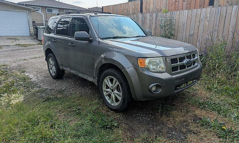 2009 Ford Escape Awd...