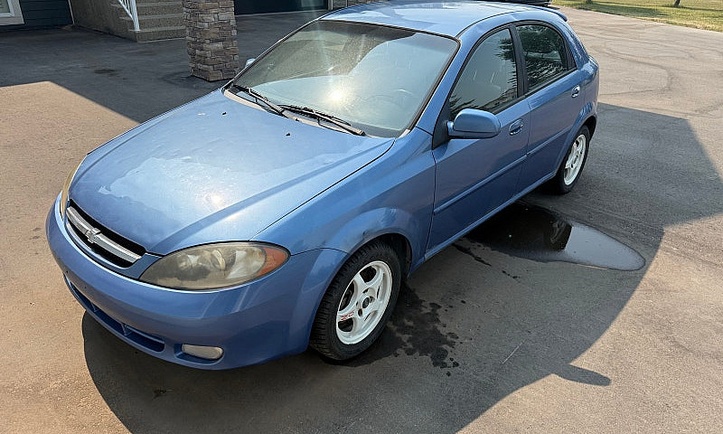 2004 Chevrolet Optra...