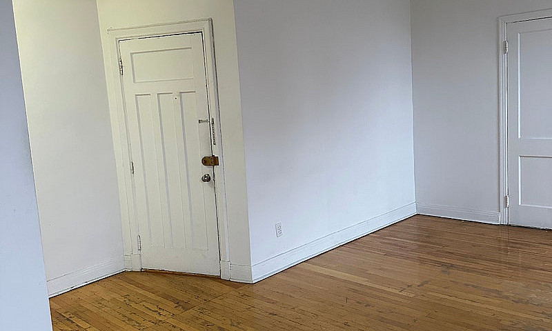 Spacious 1 1/2, 4 1/...