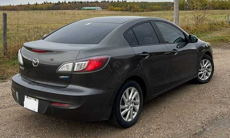 2012 Mazda3...