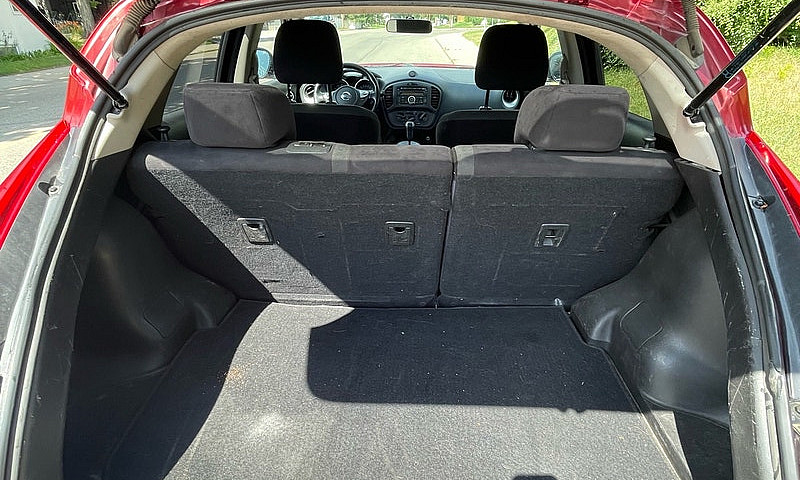 2011 Nissan Juke...