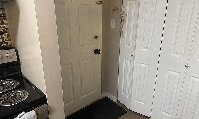 2Bedroom Condo For R...