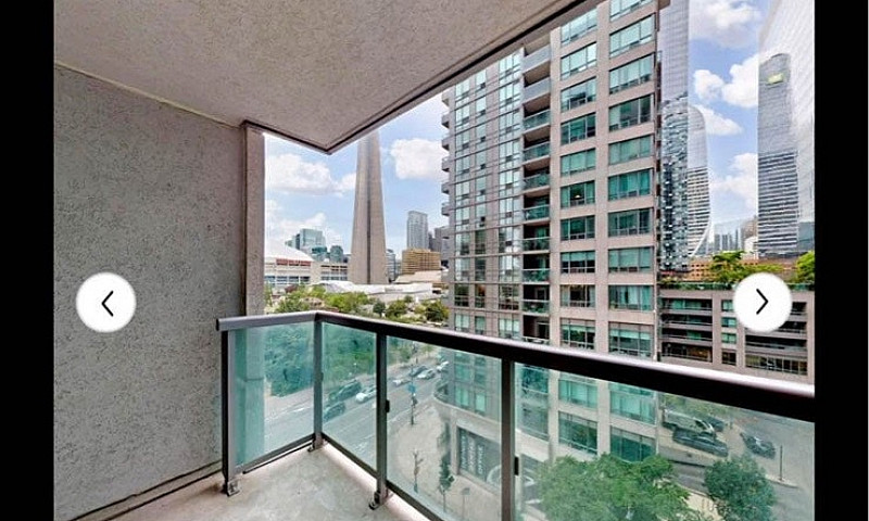 Bright 1 Bedroom + D...