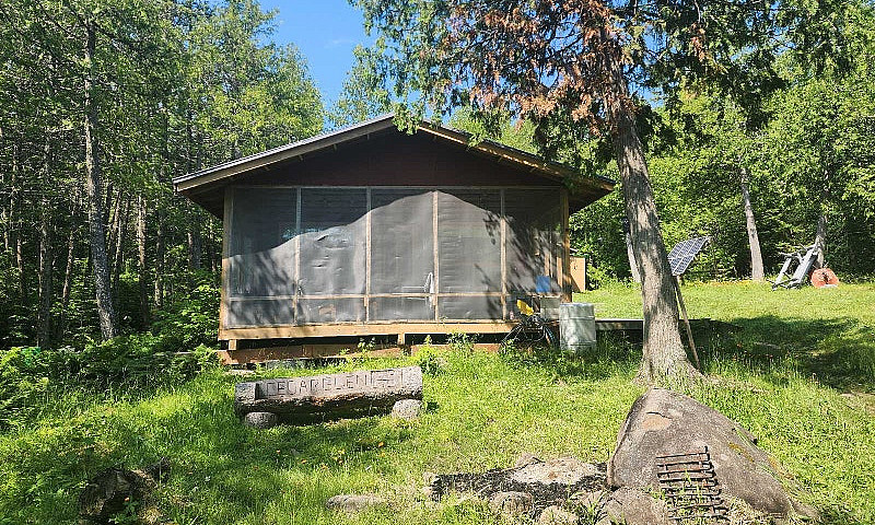 Off The Grid Cottage...