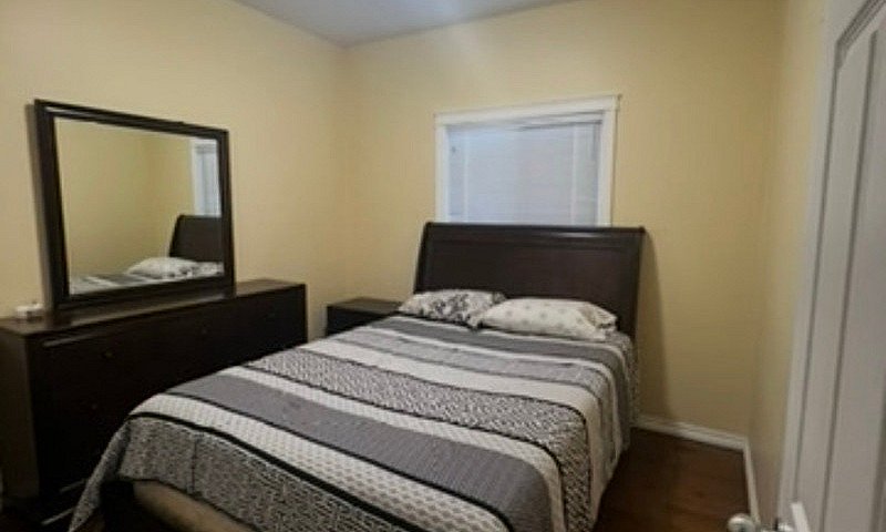 House For Rent / Mai...