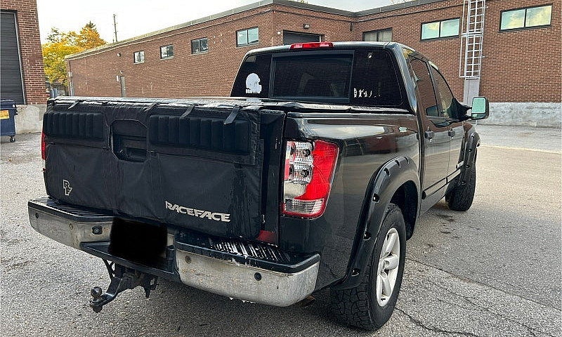 2013 Nissan Titan 4X...