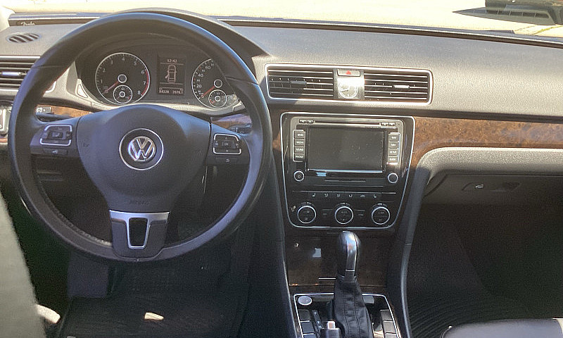 2015 Vw Passat Tsi 1...