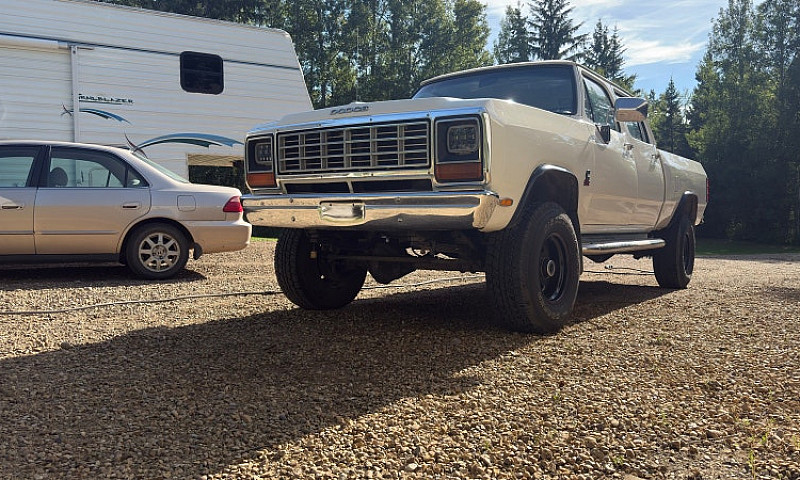 1982 First Gen Crew ...