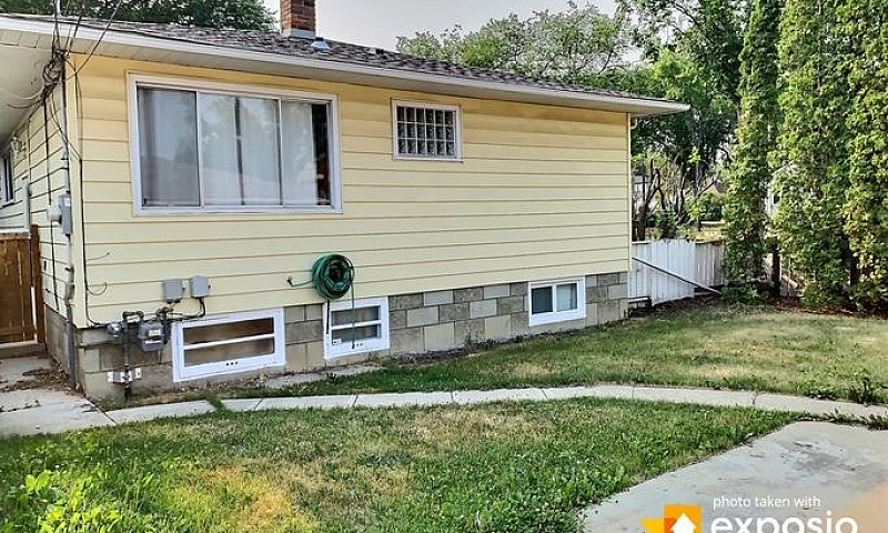 Gorgeous 2 Bedroom B...