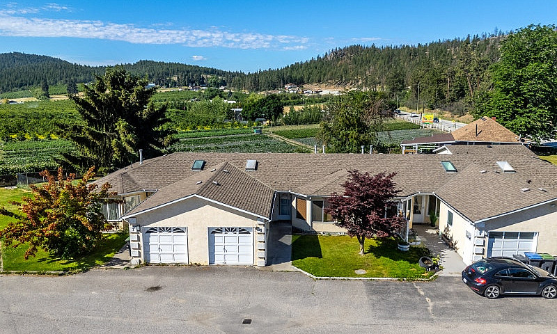 3 Bed, 2 Bath Townho...