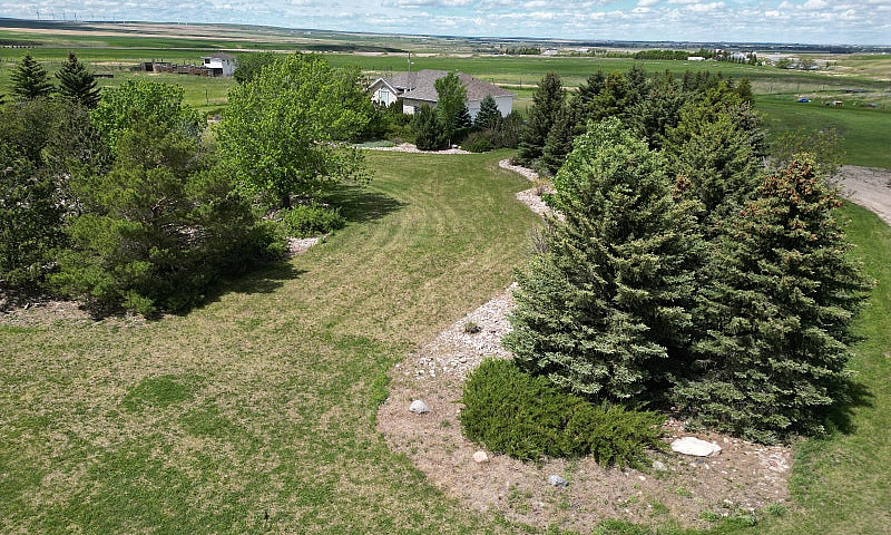 Quiet Acreage/Hobby ...