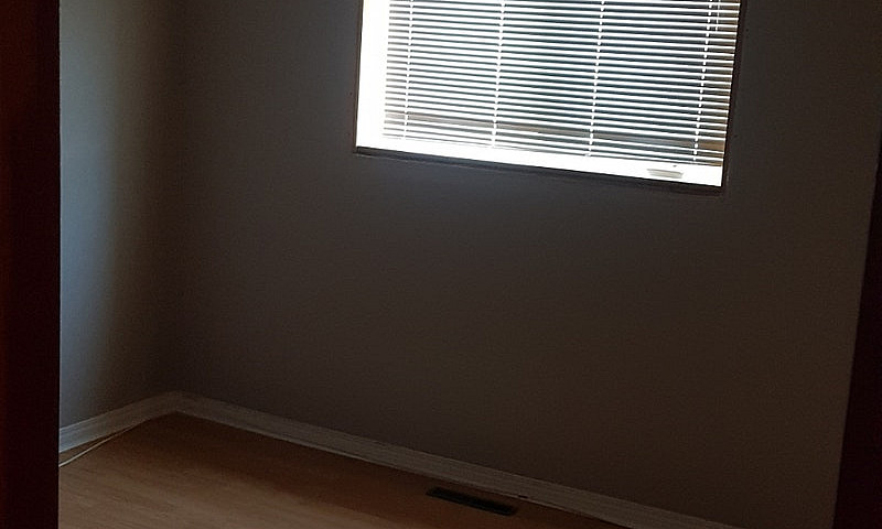 2 Bedroom Basement S...