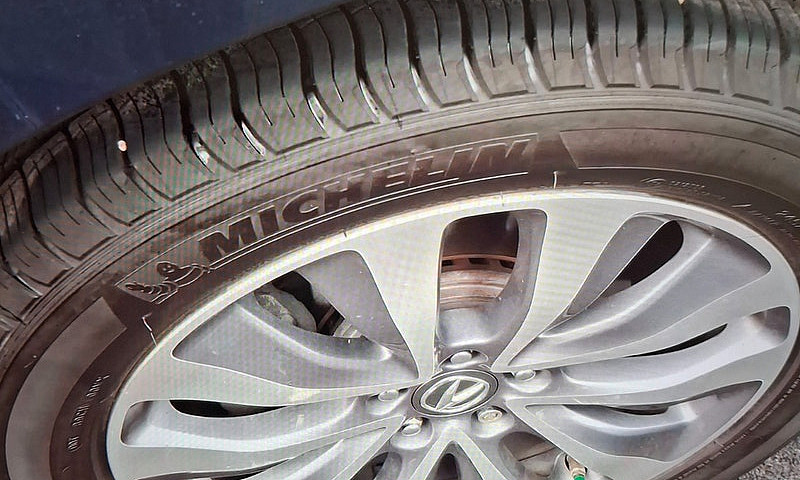 Acura Mdx...