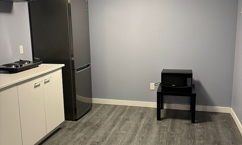 2 Bhk Basement For R...