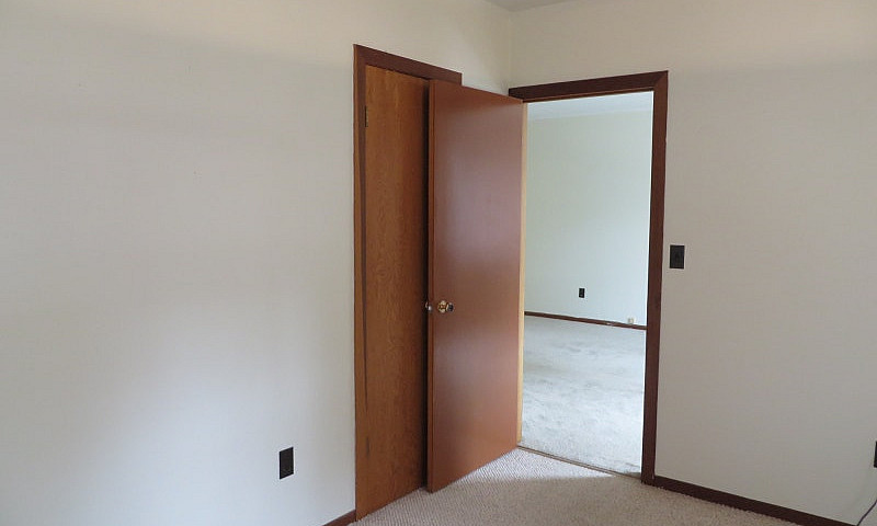 Melville Apartments ...