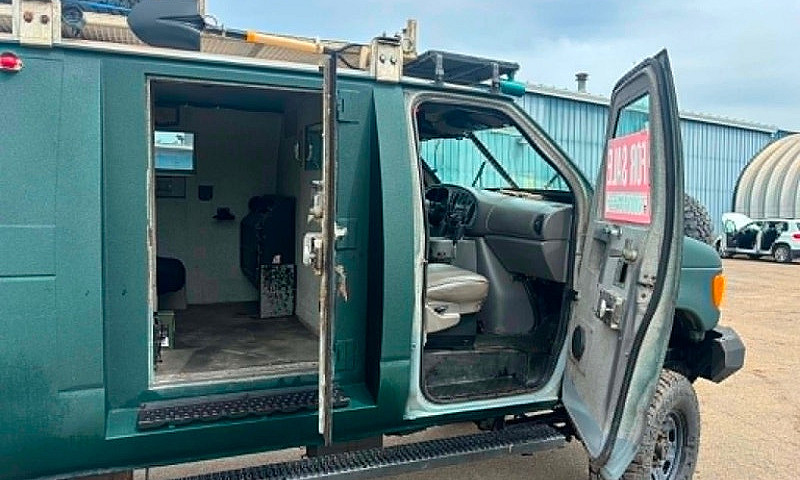 1997 Ford E-350 4X4 ...