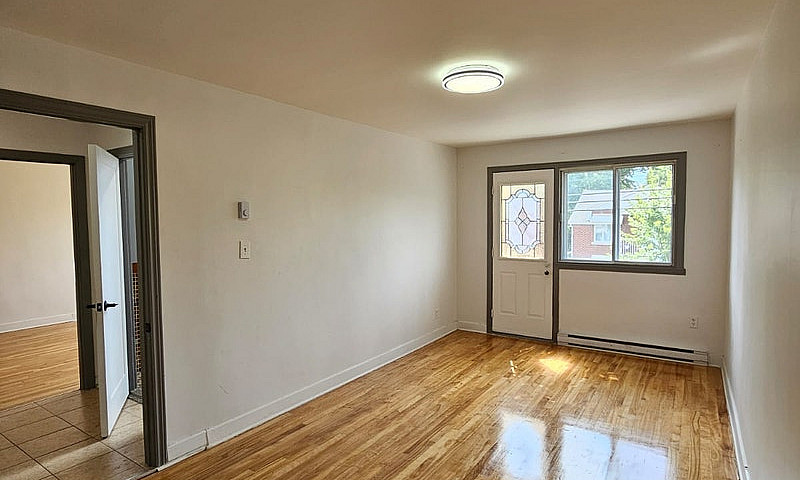  6½ Apartment For Re...