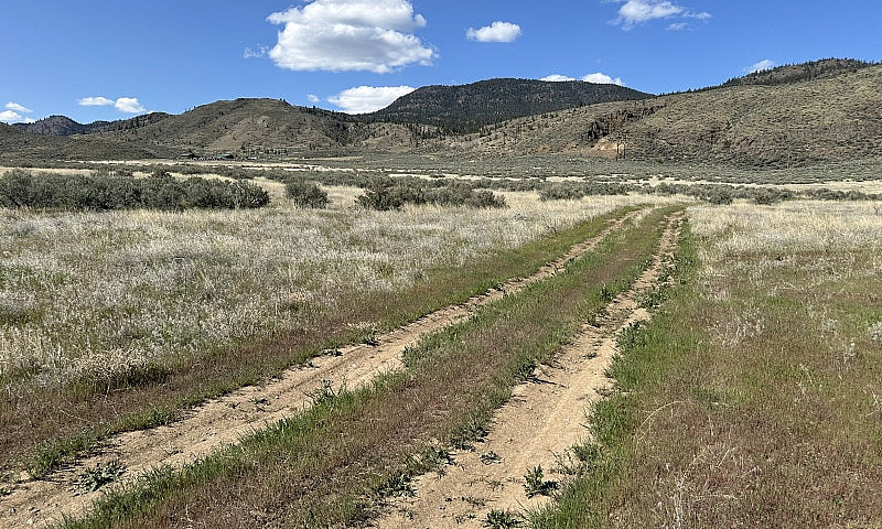 7 View Acreages For ...