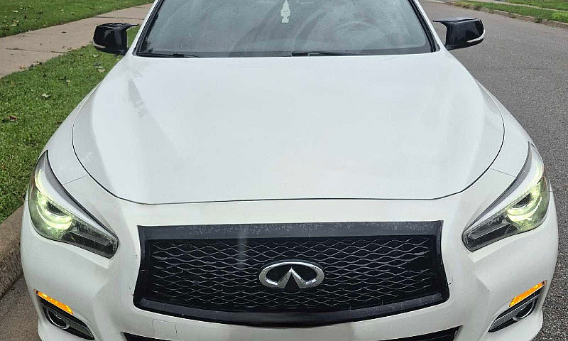 Infiniti Q50...